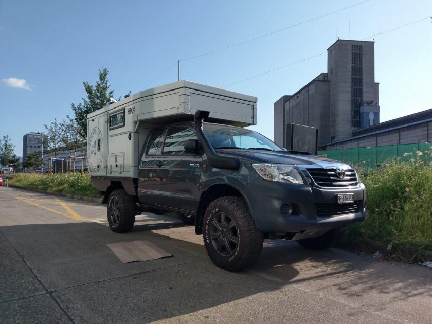 Жилой модуль Toyota Hilux