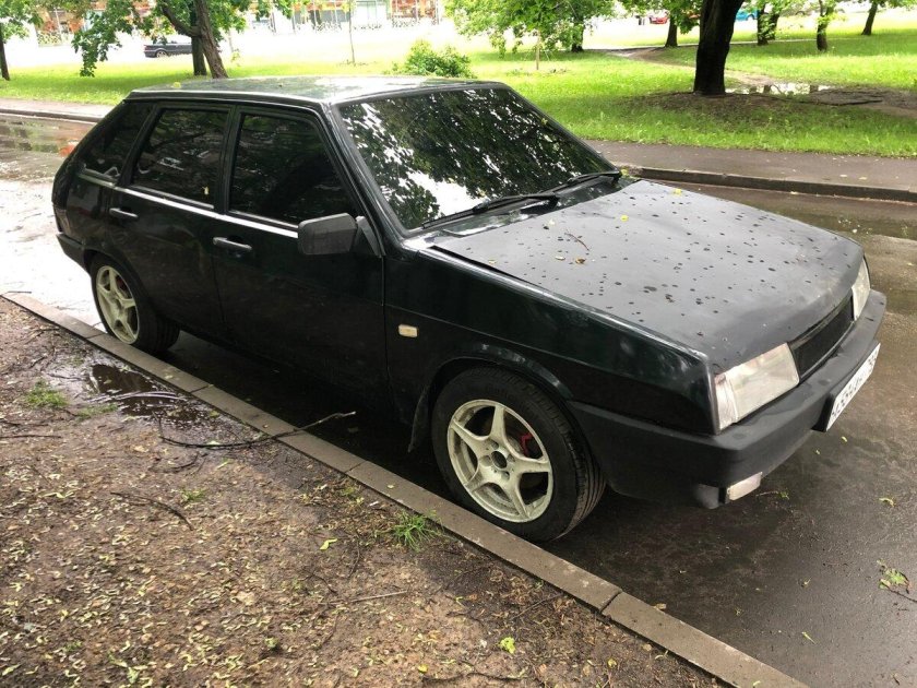ВАЗ 21093 черная