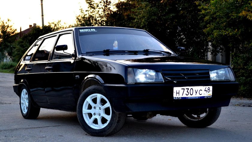 ВАЗ 2109 Лада девятка