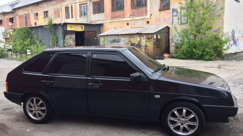 Лада 2109 черная