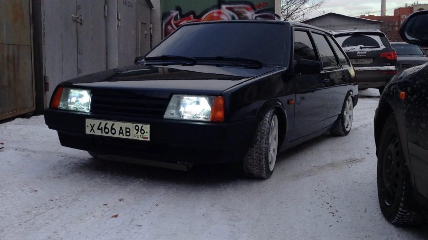 ВАЗ 2109 черная опер