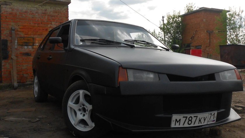 ВАЗ 2109 черная матовая