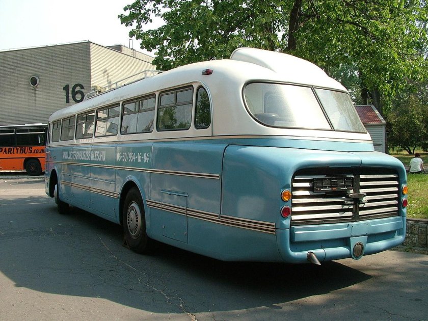 Ikarus 55 автобус