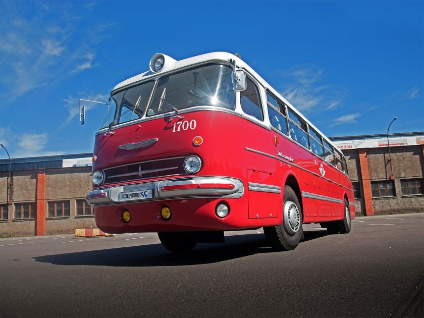 Автобус Икарус 55 Люкс