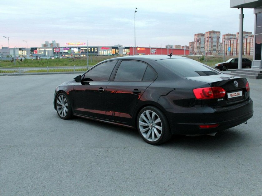 Джетта 6 черная