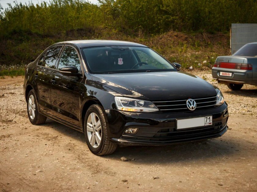 Фольксваген Джетта 6 Рестайлинг черная