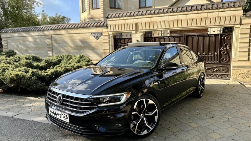 Volkswagen Jetta 6 черная