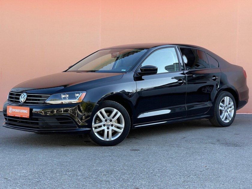 Фольксваген Джетта 2017 года черный