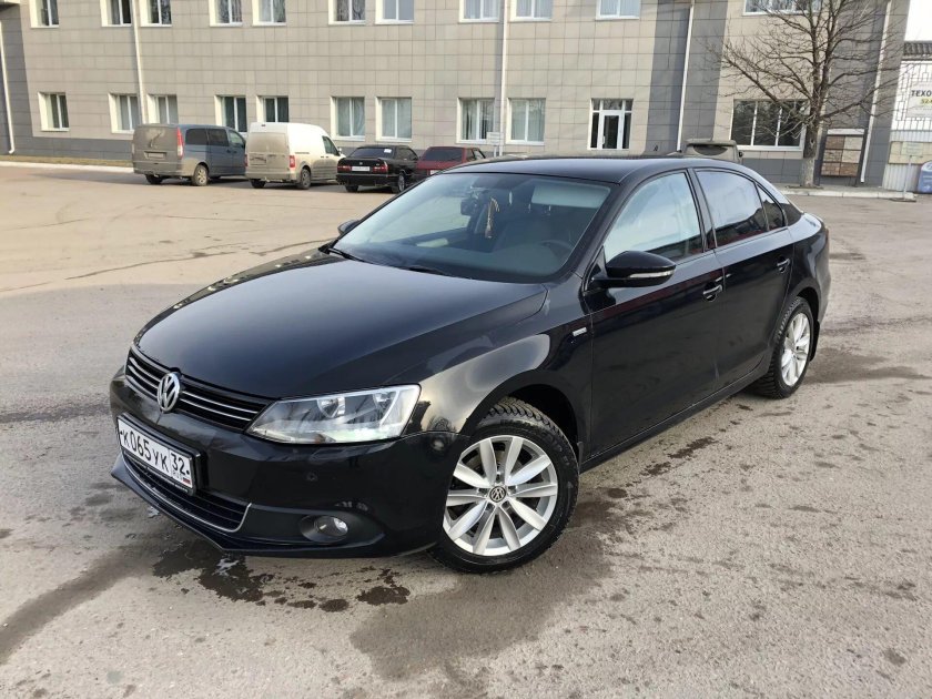 Фольксваген Джетта 2013 года