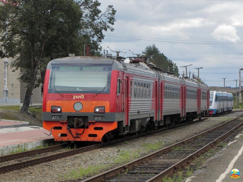 Дизель-электропоезд дт1