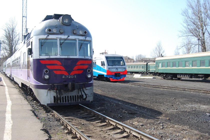 Дизель-поезд д1-720