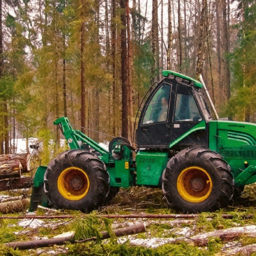 Харвестер Амкодор 2551