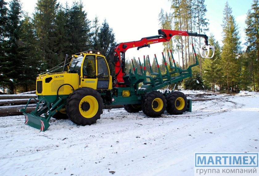 Трактор LKT 120