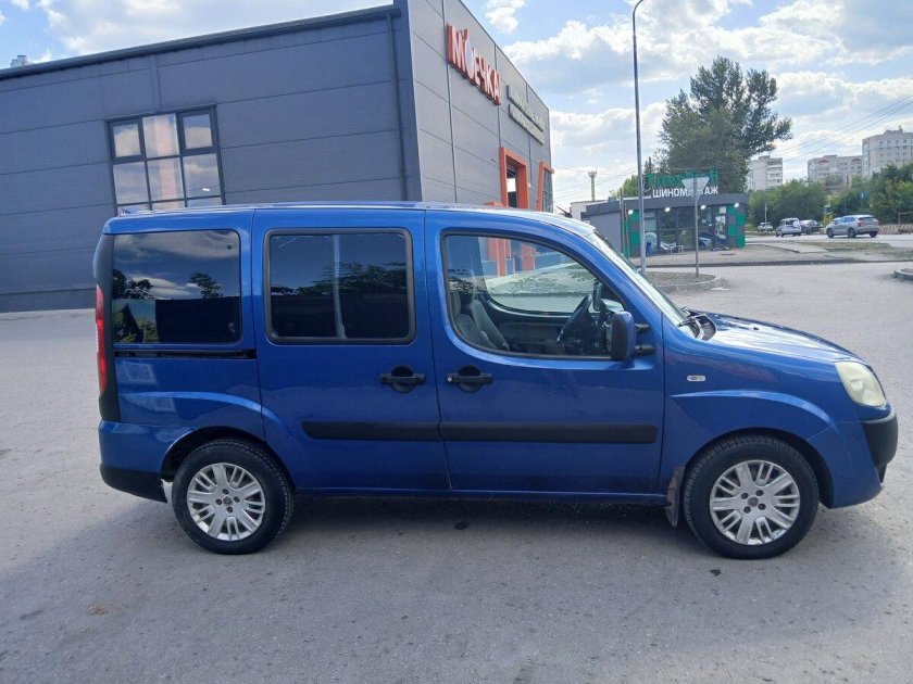 Фиат добло 2010г