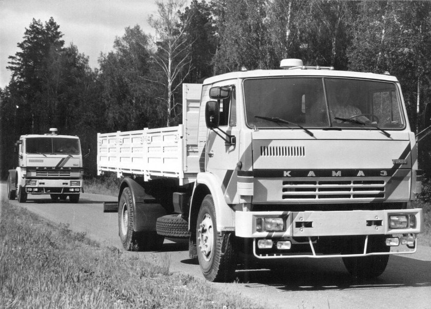 КАМАЗ 5325 тягач