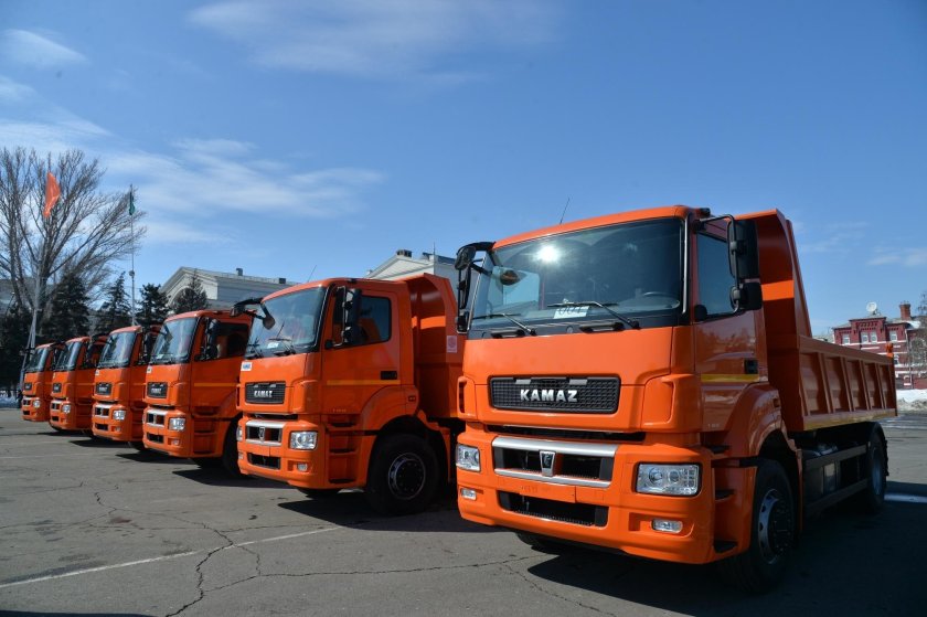 КАМАЗ 5325 самосвал