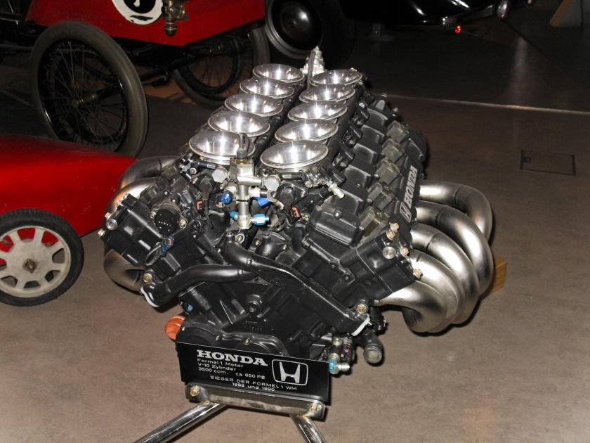 Honda v10 f1 engine