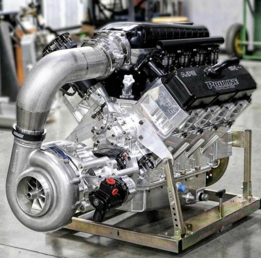 Гоночный мотор