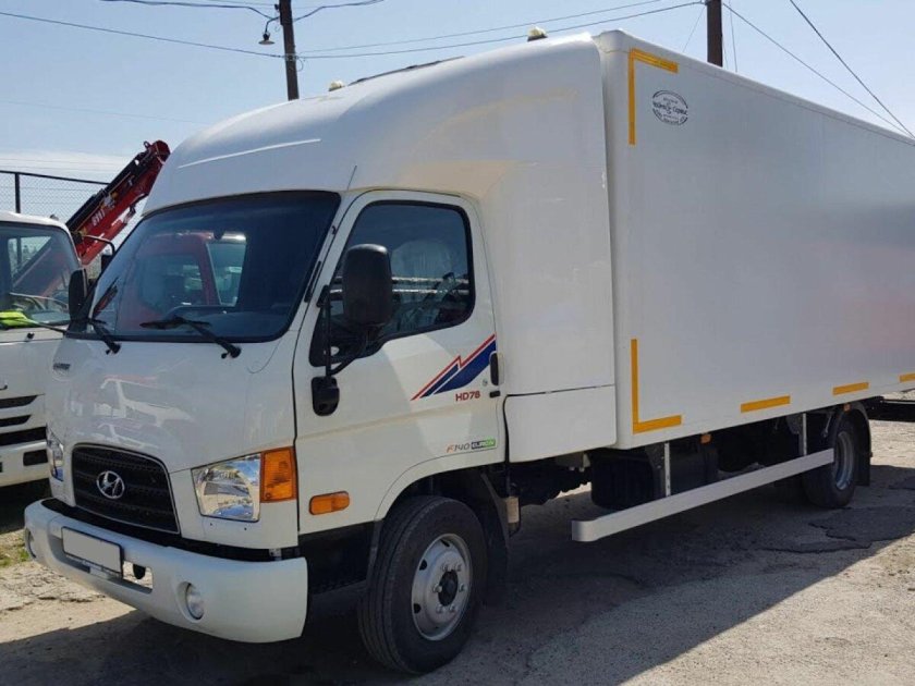 Закабинный спальник Hyundai HD 78