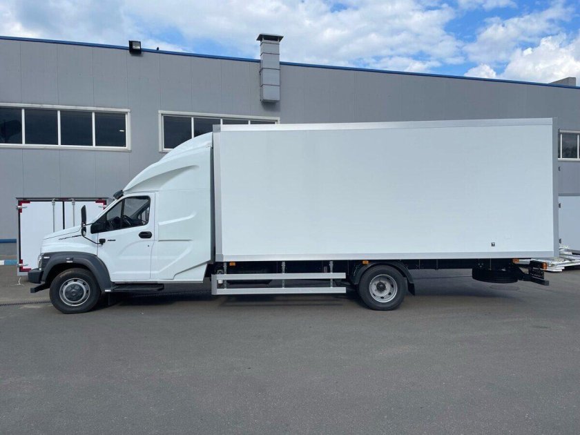 Закабинный спальник на Газель