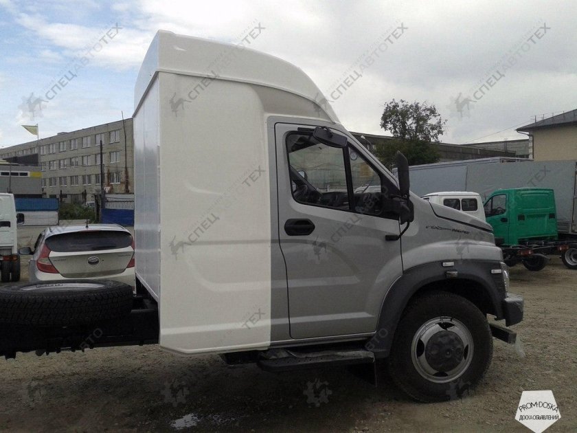 ГАЗ 3309 закабинный спальник