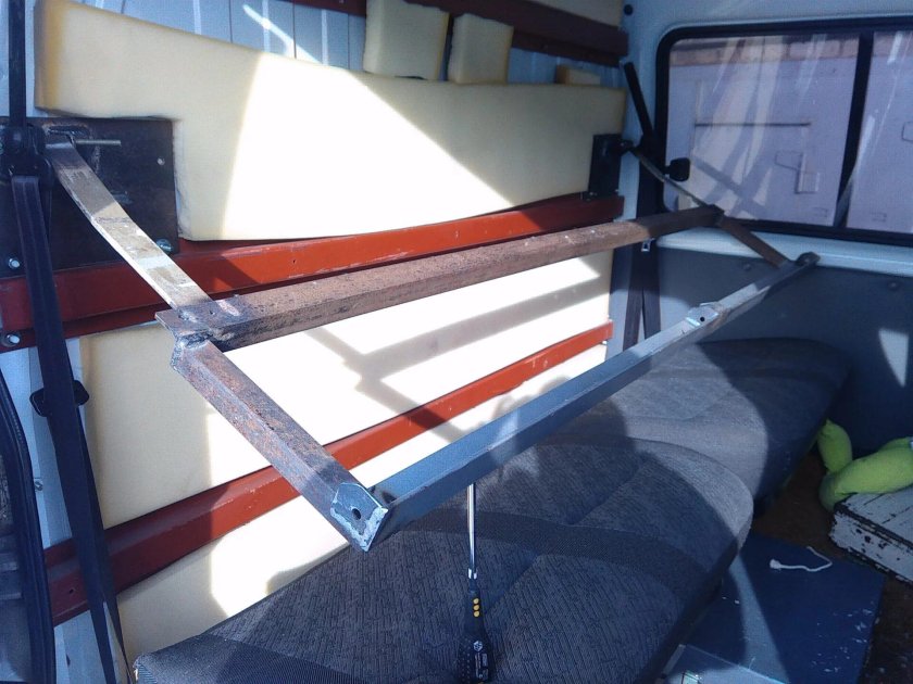 Раскладной диван на Газель 2705