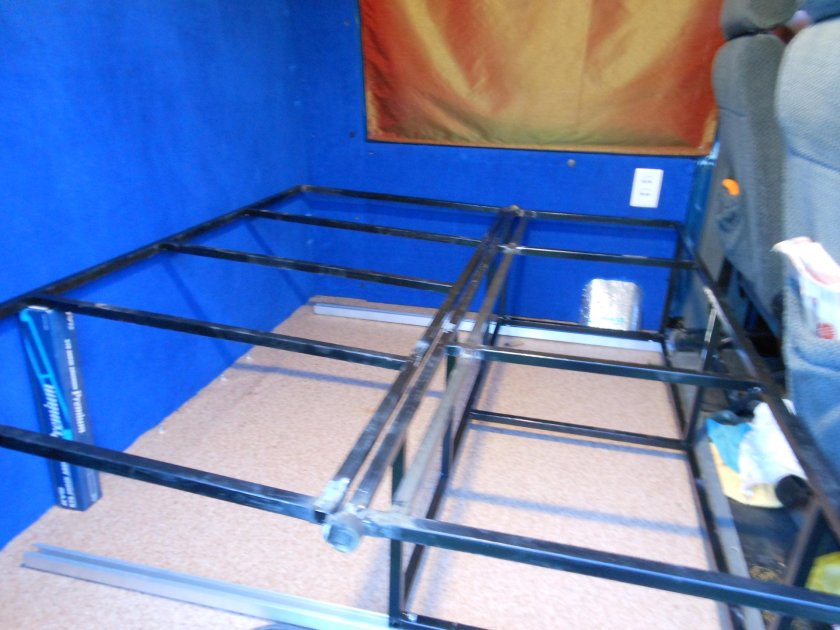 Раскладной диван в Газель Некст