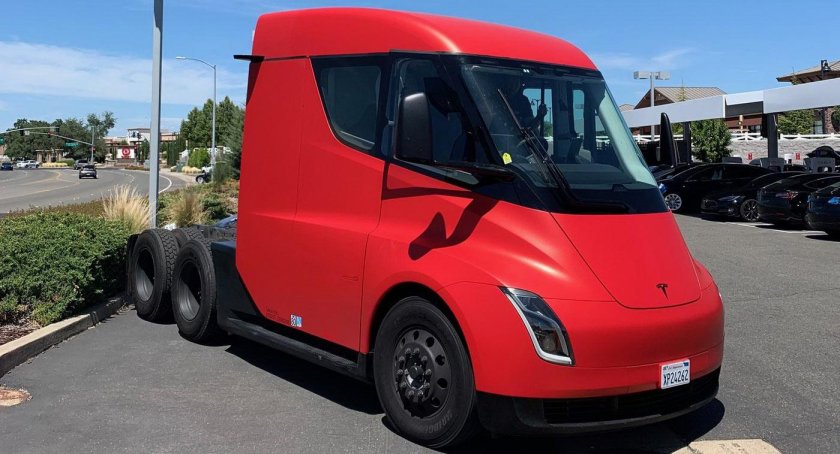 Tesla semi truck