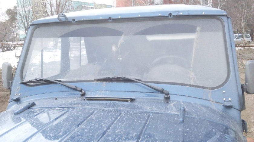 Стеклоочиститель УАЗ 469 верхний