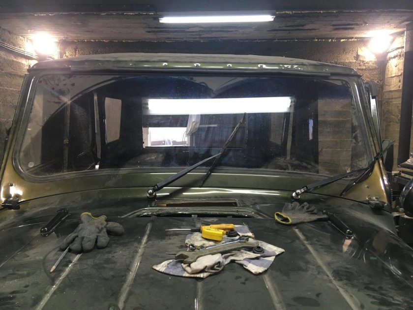 Дворники стеклоочистителя нижние на УАЗ 469