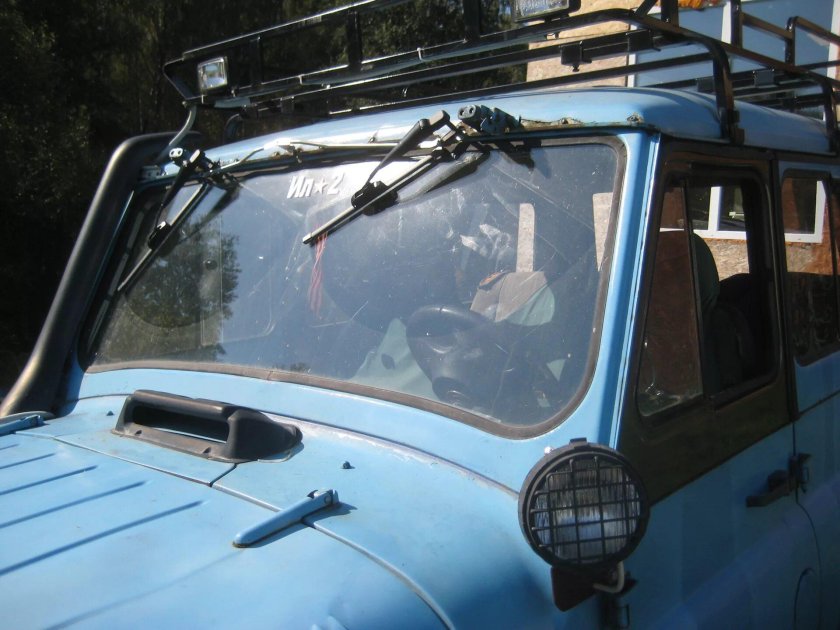 УАЗ 469 дворники сверху