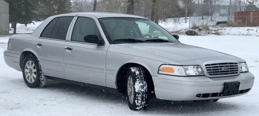 Ford Crown Victoria 2006