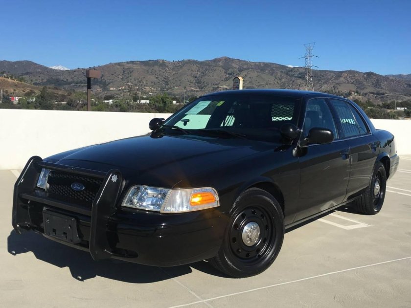 Ford Crown Victoria 2011