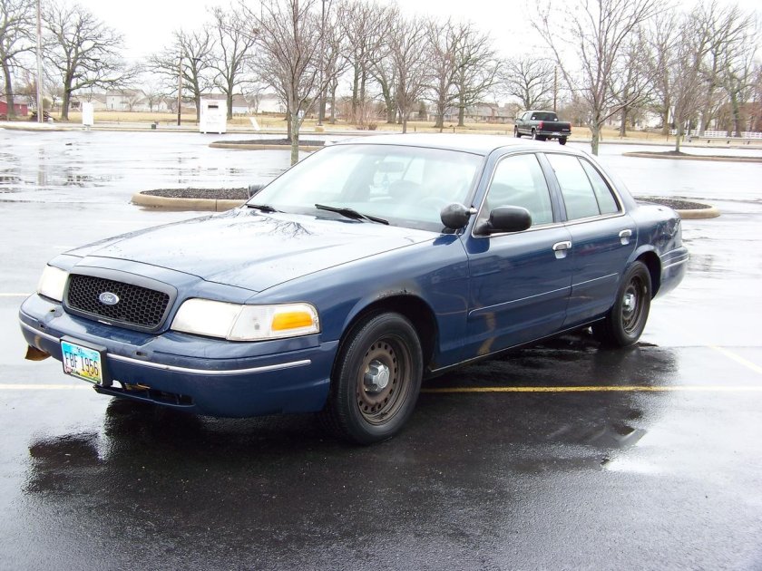 Ford Crown Victoria 1998