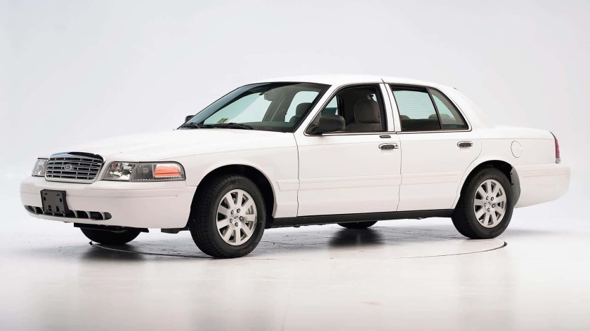 Ford Crown Victoria 2011