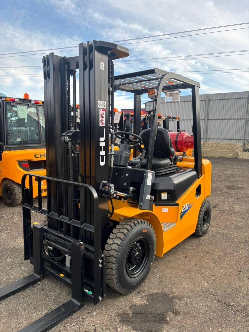 Дизельный погрузчик hangcha cpcd30n-rw13