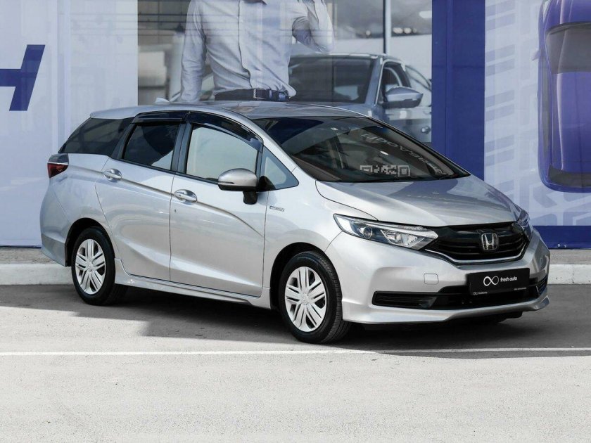 Honda shuttle hybrid 2016