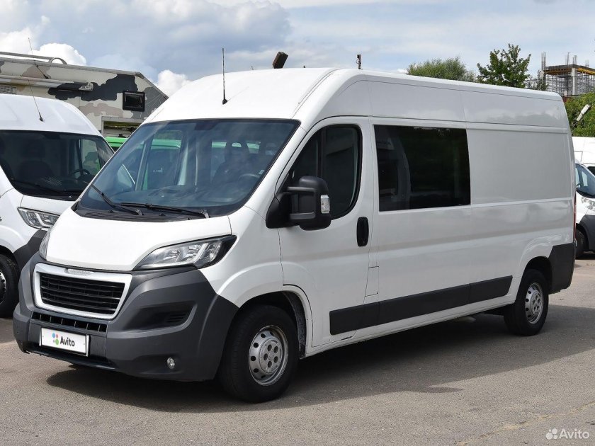 Грузопассажирский Пежо боксер l2h2
