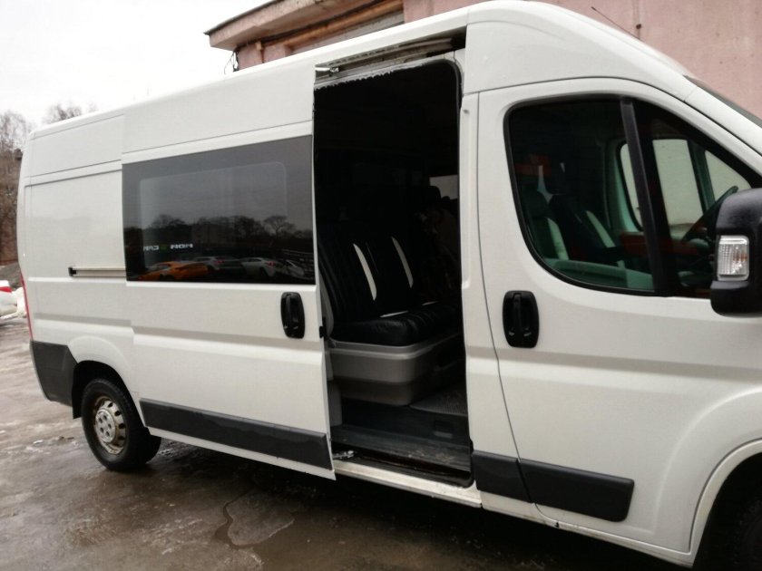 Пежо боксер Грузопассажирский