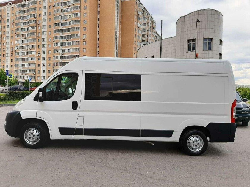 Пежо боксер грузопассажирский