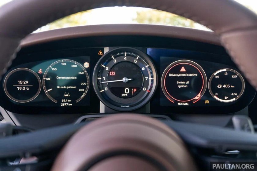 Приборная панель Порше 911