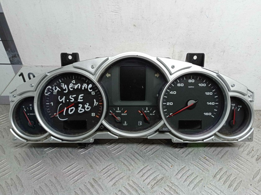 Приборная панель Порше Кайен 955