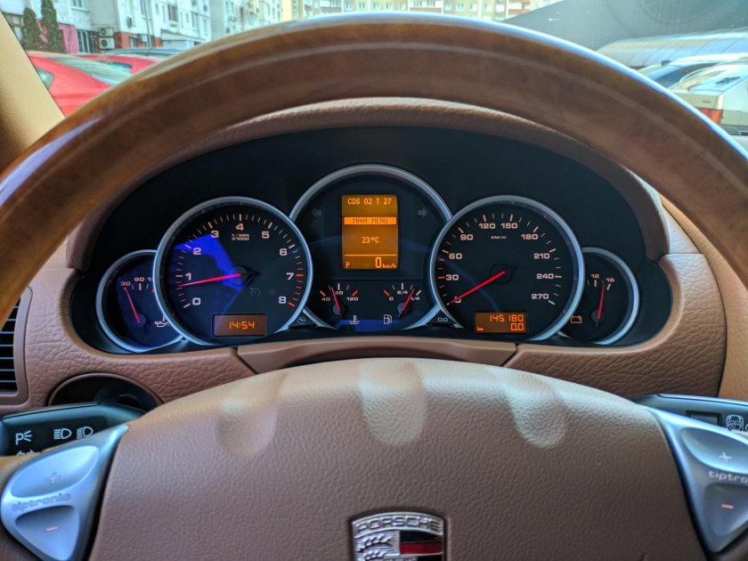 Приборка Порше Кайен 2008