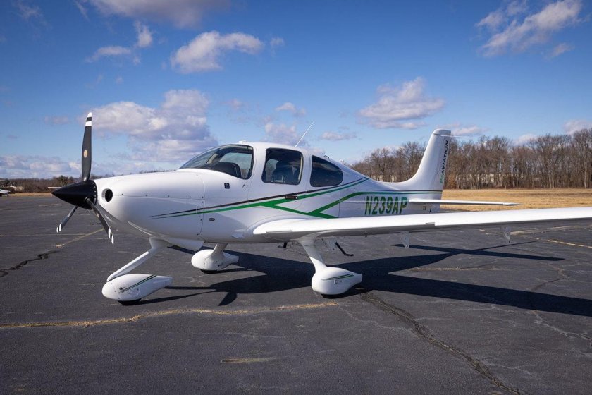 Cirrus sr 20