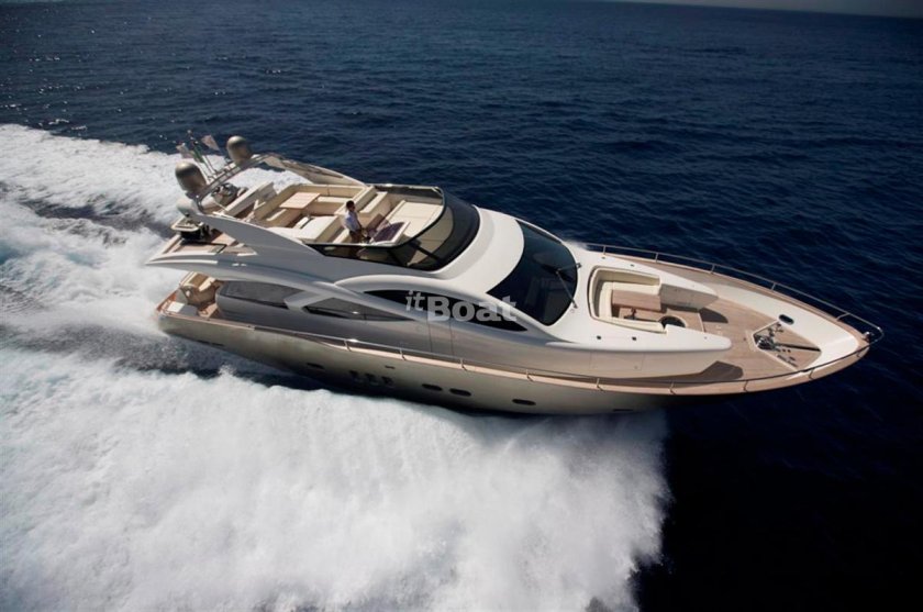 Azimut 46 яхта