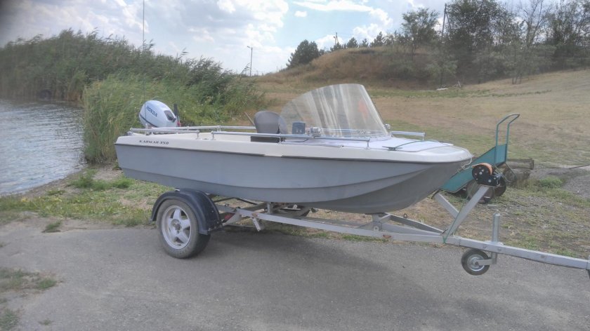 Кайман 350 стеклопластиковая лодка
