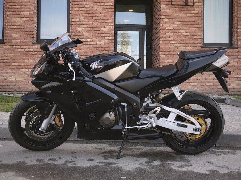 Honda cbr600rr 2005 Black
