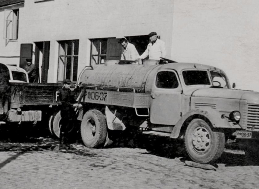 Молоковоз ЗИС 150