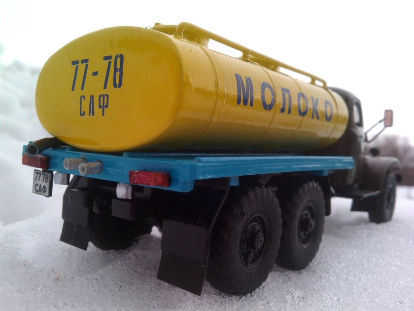 ЗИЛ 133 молоковоз