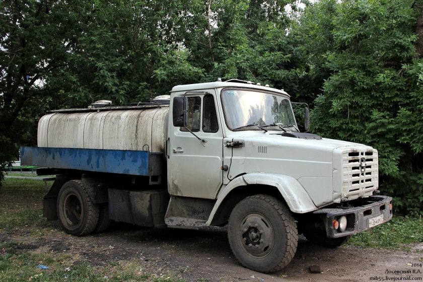 ЗИЛ 4331 молоковоз
